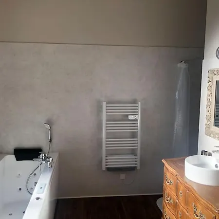 De Caractere Apartment Mirecourt
